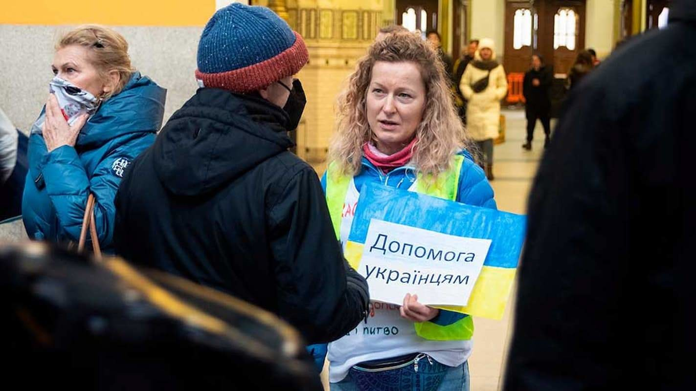 Украинских беженцев заставят платить налоги