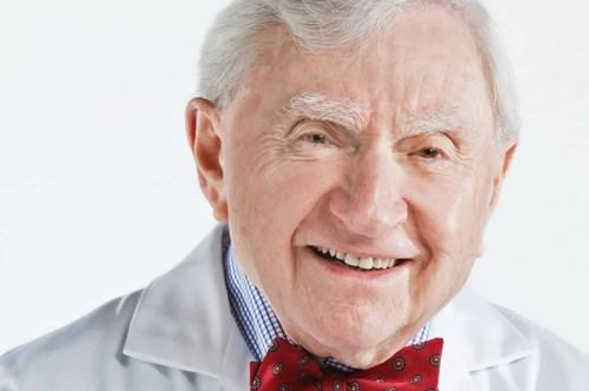 101-річний лікар назвав головні  секрети довголіття