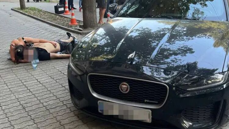Подробиці гучного вбивства у Дніпрі: чому поліцейський почав стріляти?