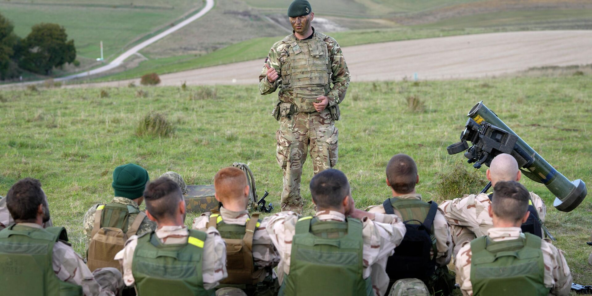 Якби я робив те, чого мене вчили західні військові, я вже загинув би — український спецназівець