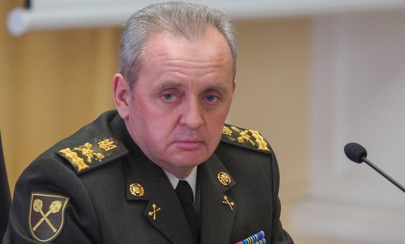 Украина должна перейти к стратегической обороне - экс-главком ВСУ  Муженко