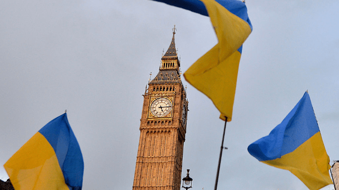 Большинство украинских беженцев в Британии не собираются возвращаться в Украину