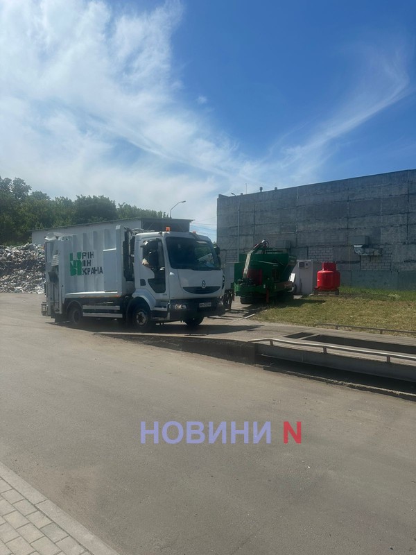 «Миллиард на мусоре»: почему в Николаеве строительство сортировочной линии обрастает слухами и фейками