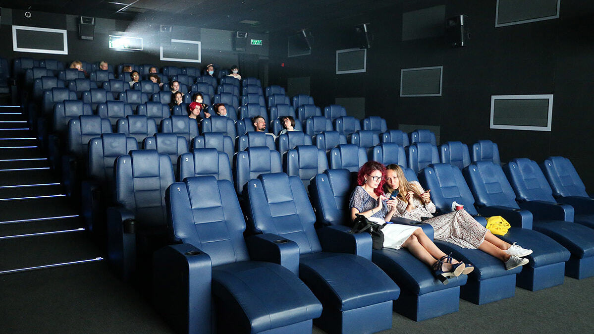 Що приховує темрява останнього ряду: одкровення співробітниці кінотеатру