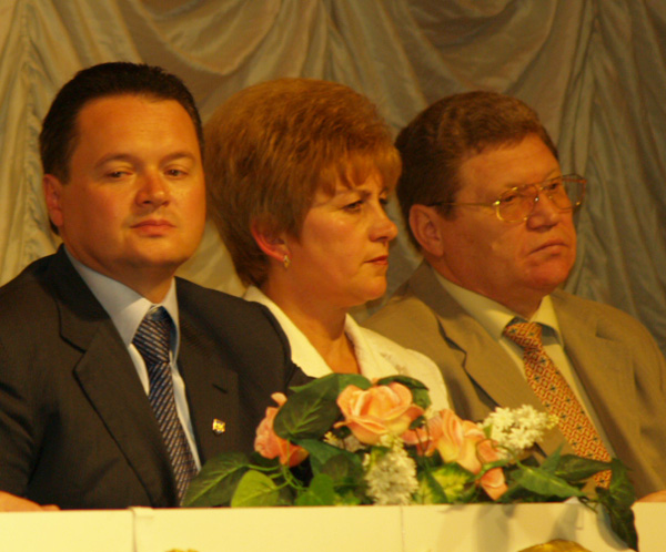С лева на право: А.Садыков, Т.Демченко, Н.Круглов