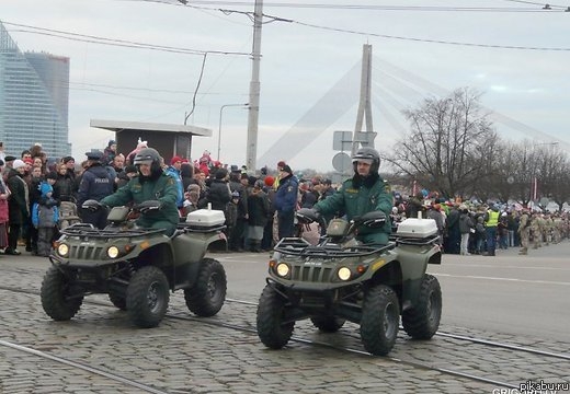 Символы времени: Границы родины в опасности!