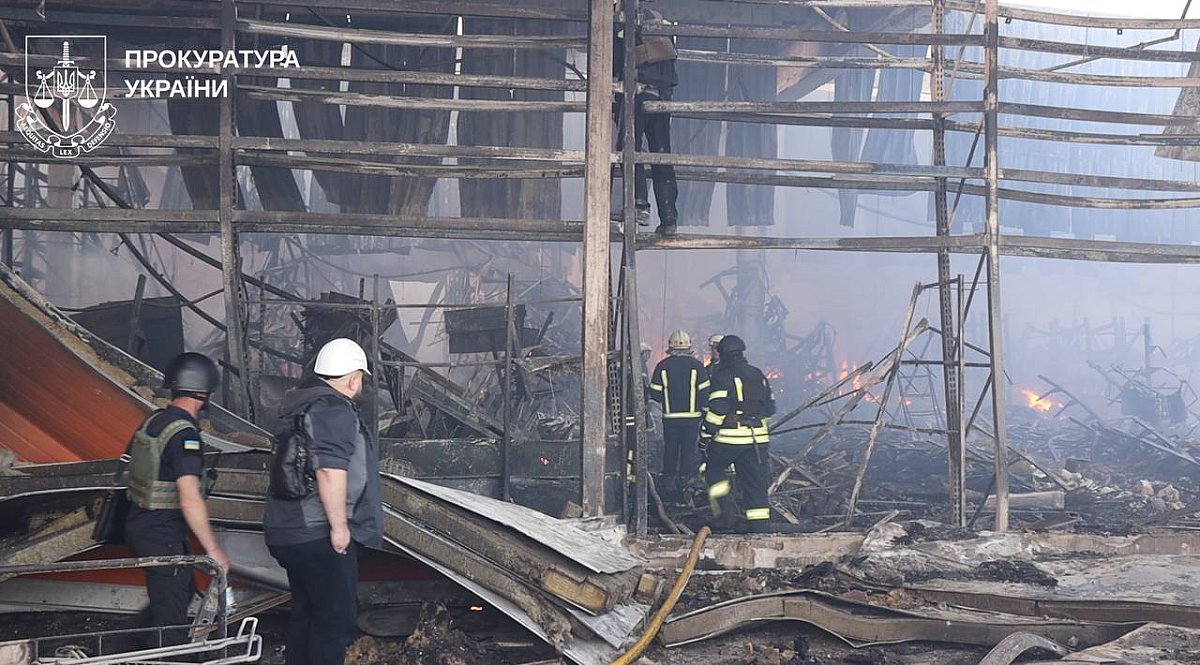 19 погибших и 46 раненых: дело об ударе по харьковскому «Эпицентру» направили в суд