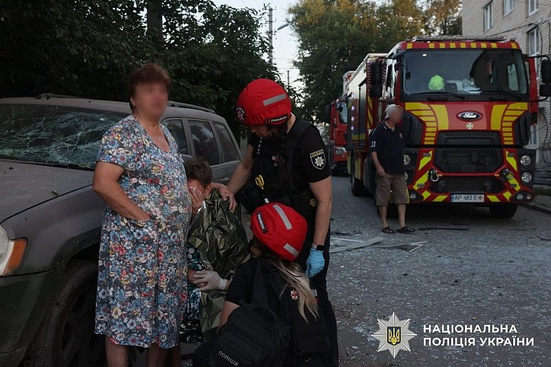 Російська атака на Запоріжжя: загинула людина, є поранені, під завалами можуть бути люди