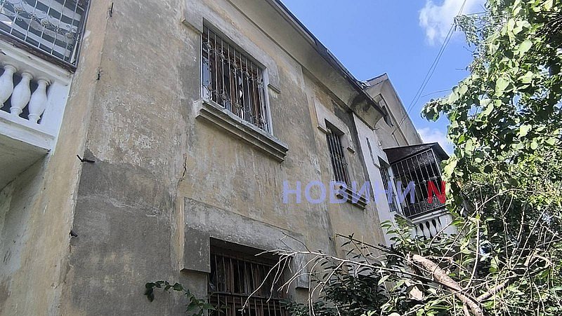Появились первые фото разрушений в результате атаки на Николаев