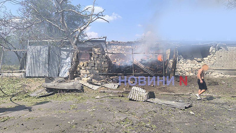 Появились первые фото разрушений в результате атаки на Николаев