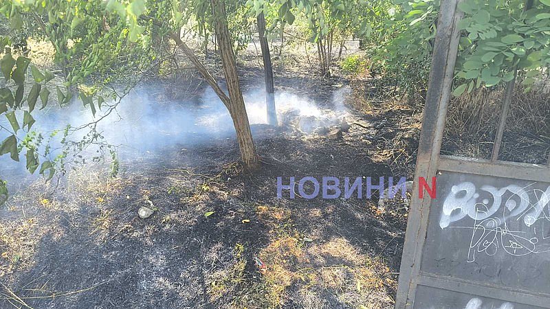 Появились первые фото разрушений в результате атаки на Николаев