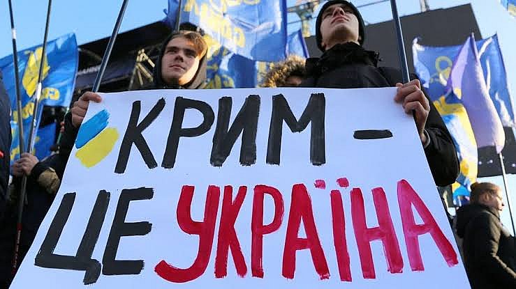 Судьба Крыма пока не обсуждается на переговорах, - Зеленский