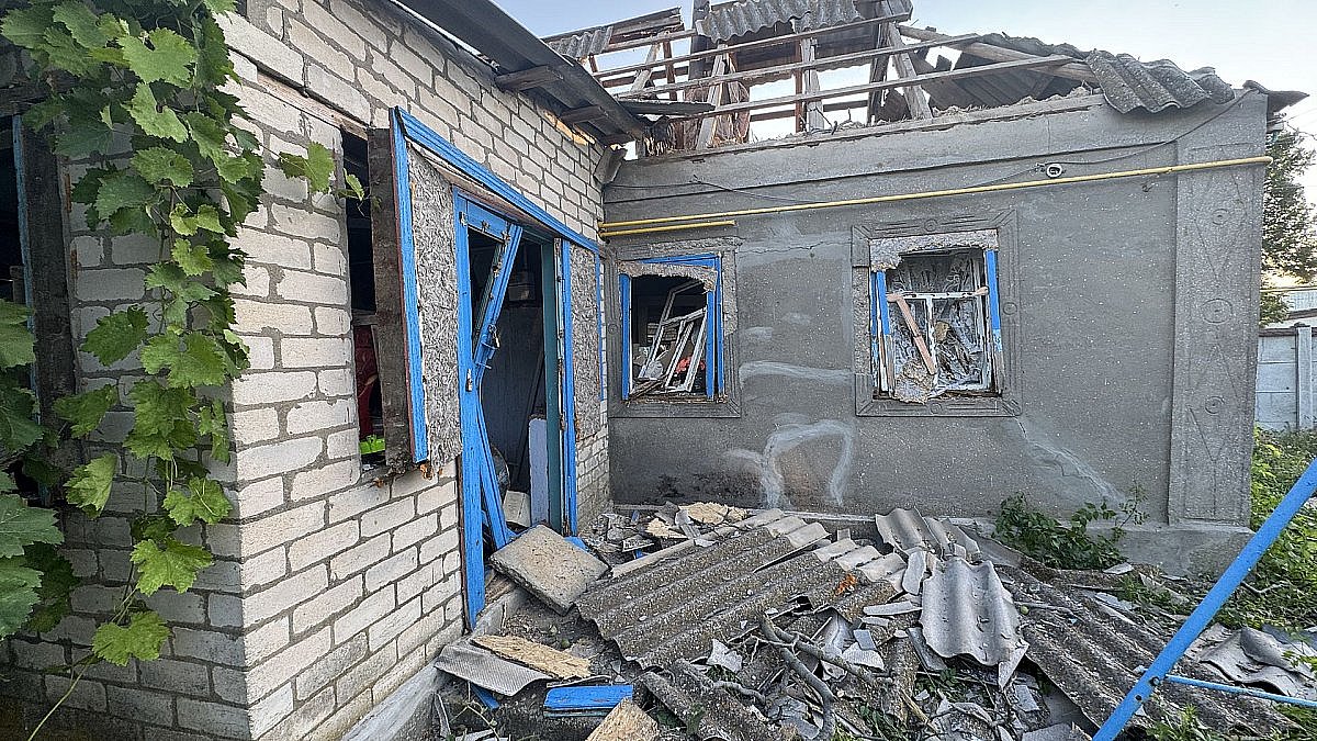 Удары дронами и авиабомбами: в Николаевской области разрушены 19 домов, поврежден дом культуры