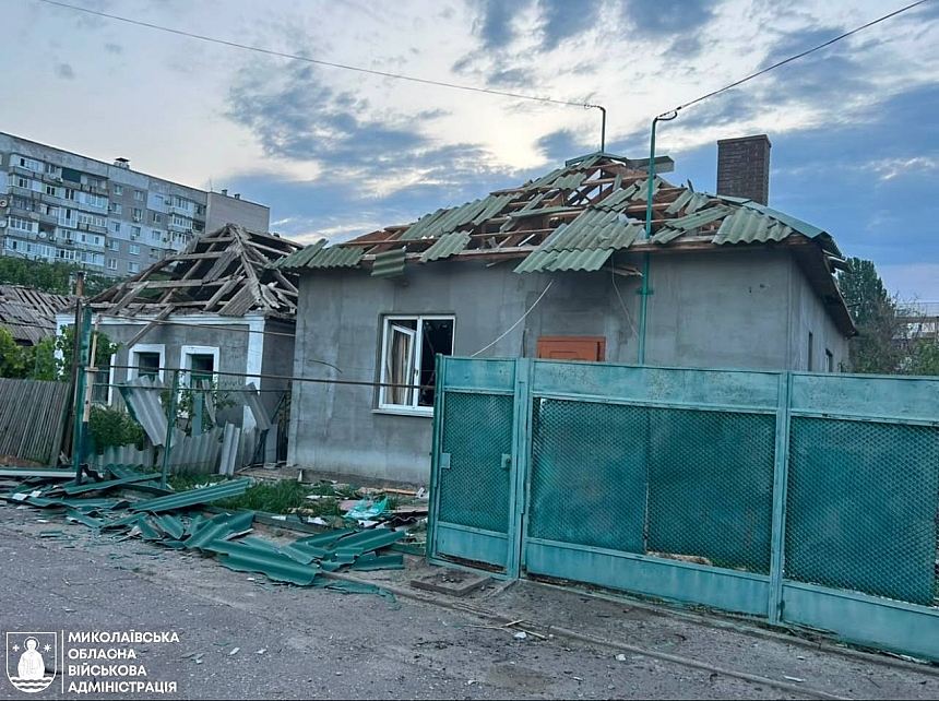 Нічна атака на Миколаїв: загинула пенсіонерка, семеро постраждалих, серед них діти (фото, відео)