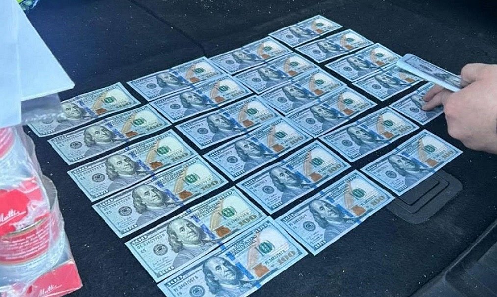 Взятка 5000 долларов: суд арестовал председателя ВЛК в Николаеве