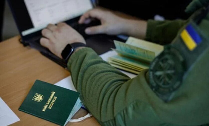 Минобороны получит налоговые данные мужчин