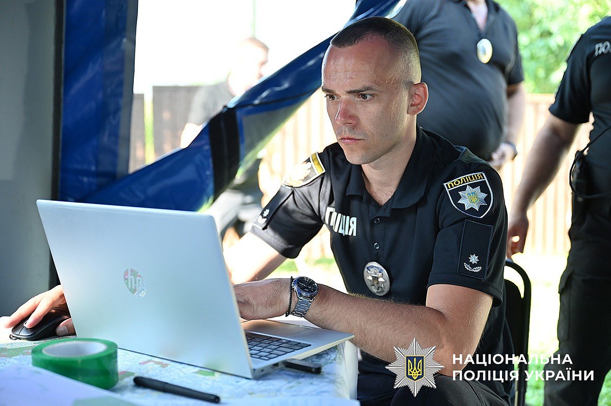 11 дней скрывался после нападения на полицейских: в Черновицкой области задержали подозреваемого
