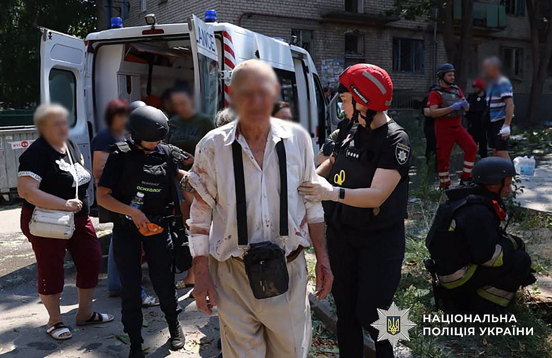 Четыре КАБа ударили по Запорожью и району: пострадали 18 человек, среди них ребенок