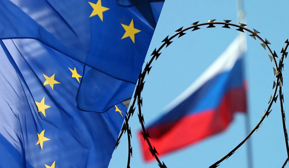 ЕС готовит самый масштабный пакет санкций против России: число ограничений увеличат на треть