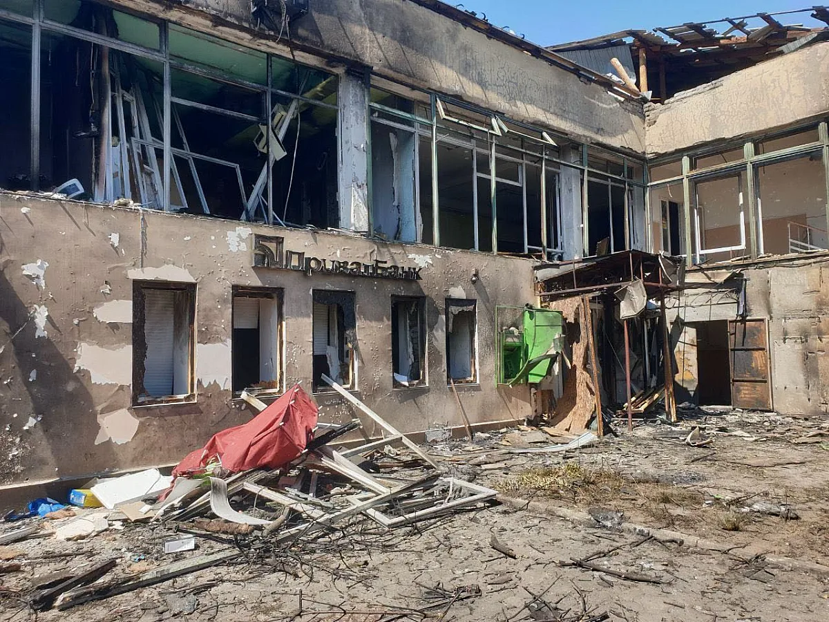 В Днепре после обстрела погибли два сотрудника ПриватБанка