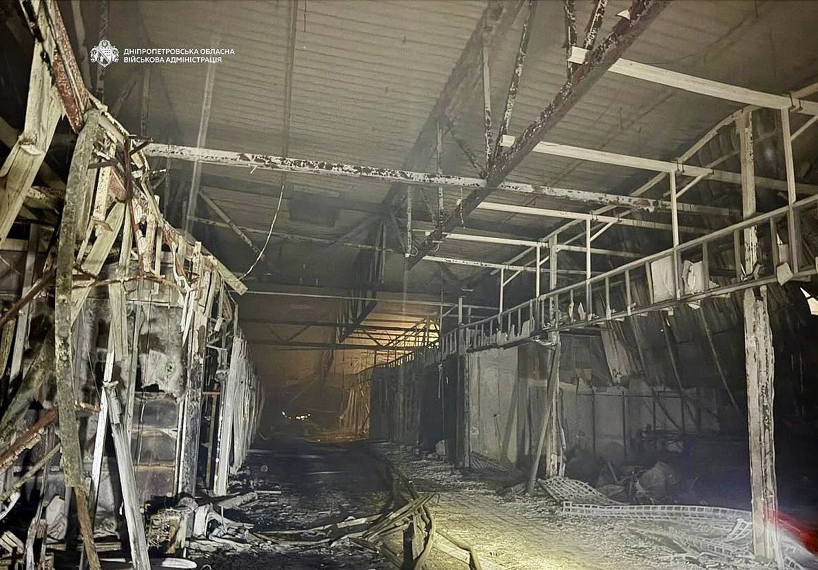В Кривом Роге число погибших после атаки на ТЦ возросло до 15, раненых — до 130