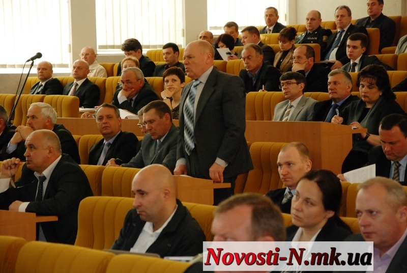 Круглов пригрозил главе РГА «заменой», а одному из замов потребовал вынести выговор