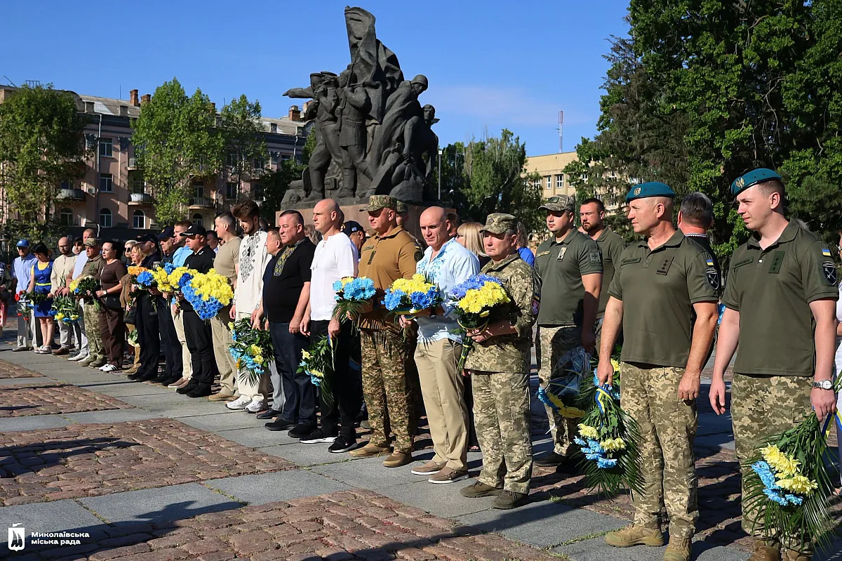 У День Незалежності миколаївці вшанували пам\