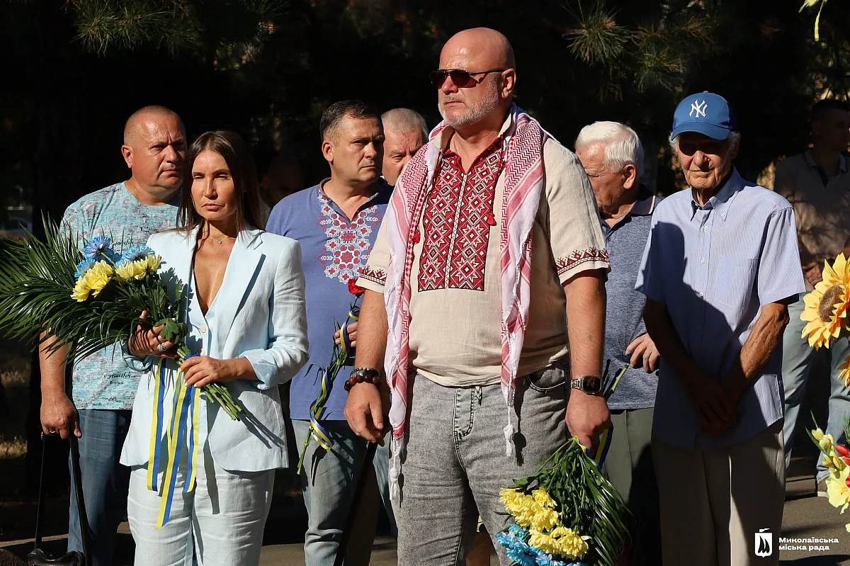 У День Незалежності миколаївці вшанували пам\
