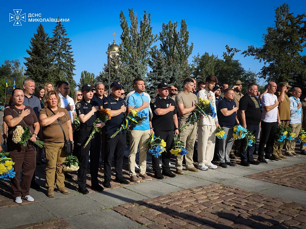У День Незалежності миколаївці вшанували пам\