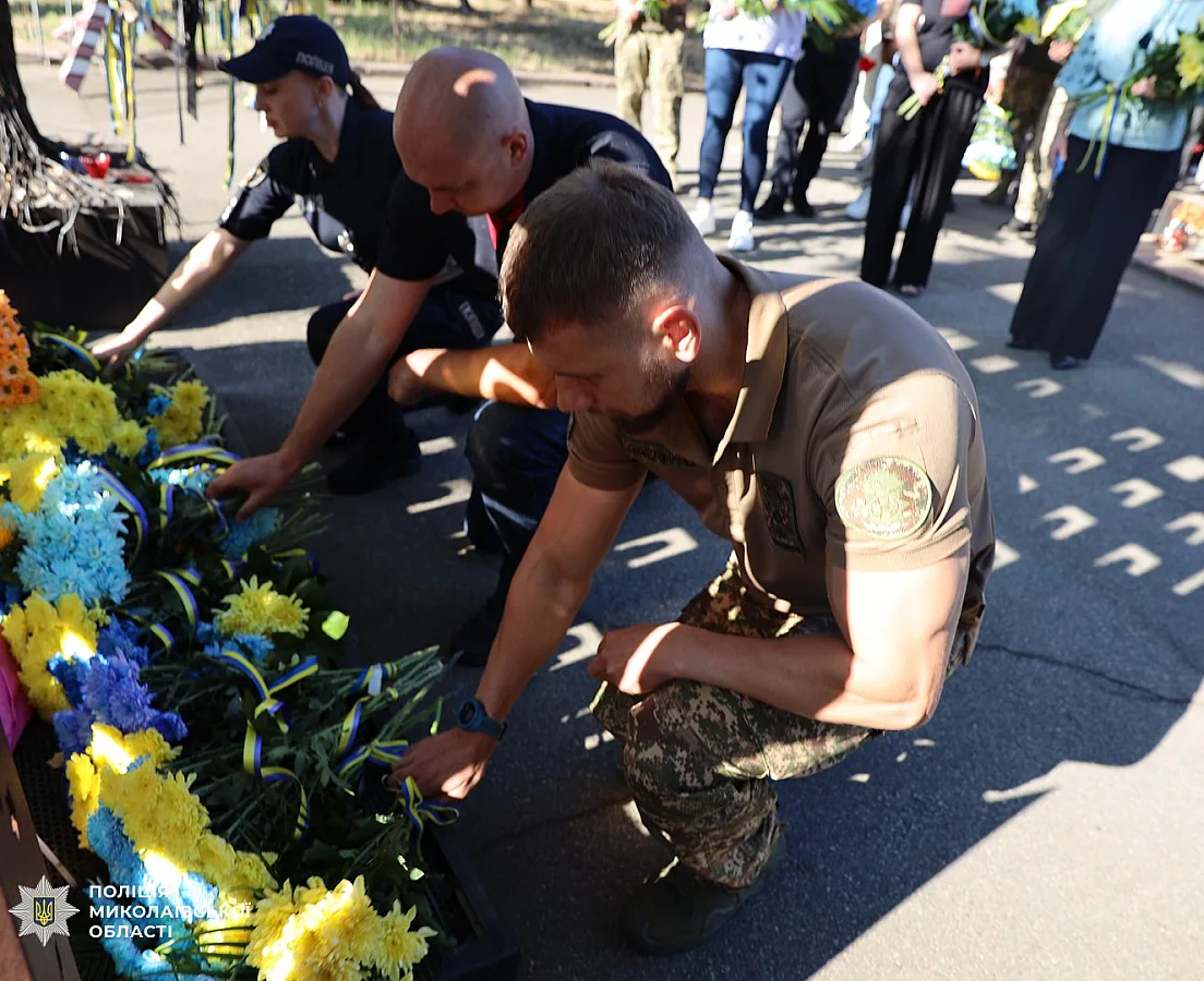 У День Незалежності миколаївці вшанували пам\