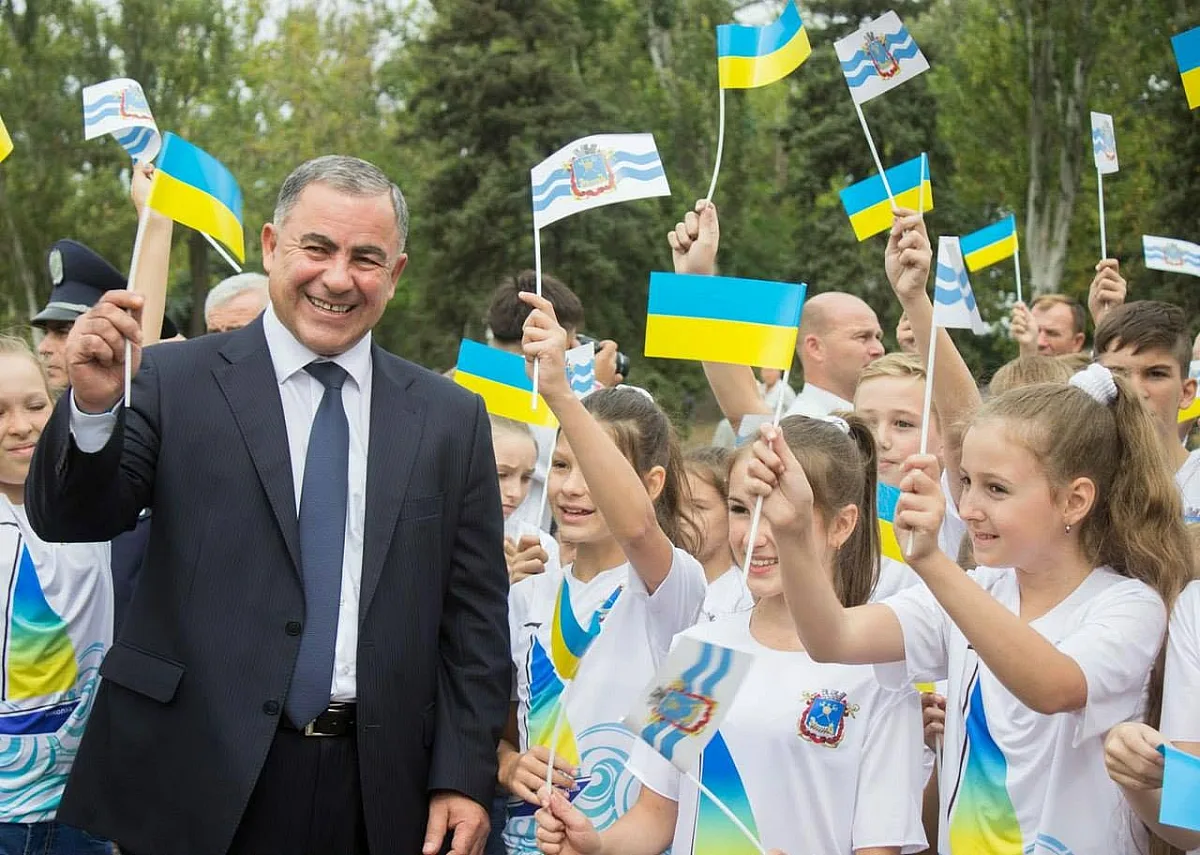 Президент надав заступнику голови ОВА Юрію Гранатурову почесне звання