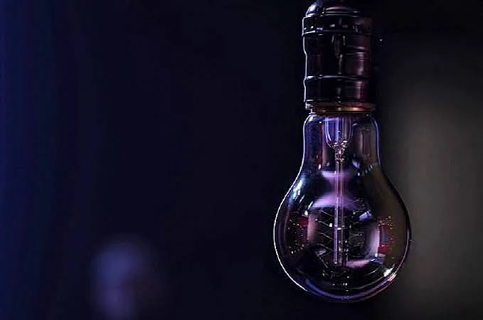 Одновременно четыре очереди: в Николаеве и области ввели локальные отключения света