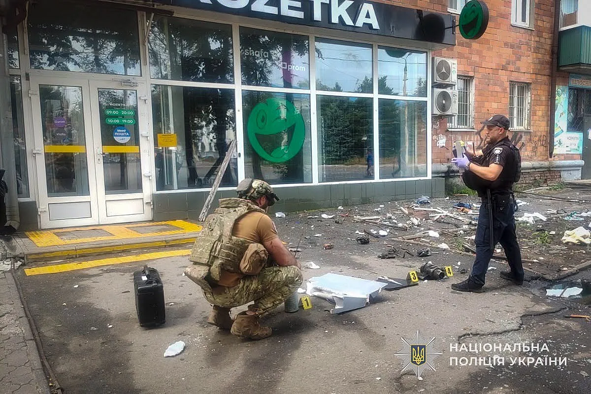 Массированный удар по Украине: 15 погибших, много пострадавших, взрывы и пожары на границе с Румынией