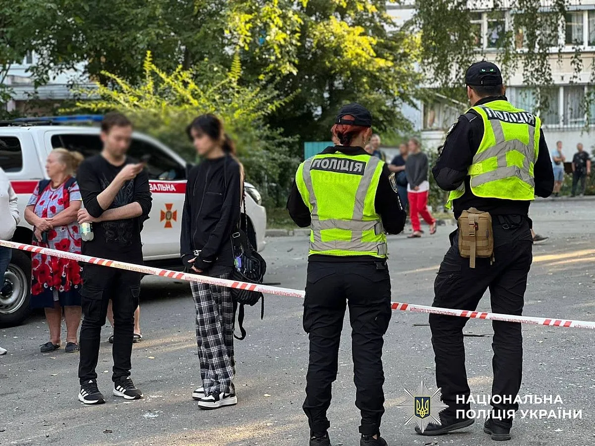Полиция прокомментировала слухи о теле без головы в канализационном коллекторе во Львове
