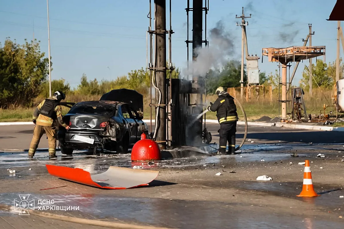 У Харкові ворожий дрон атакував АЗС: постраждали двоє людей