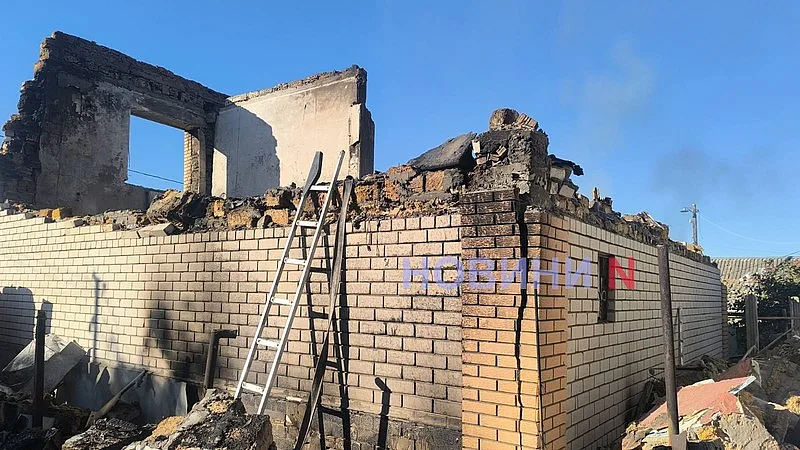 Появились фото и видео последствий вражеского удара по Николаеву