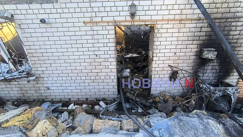 Появились фото и видео последствий вражеского удара по Николаеву