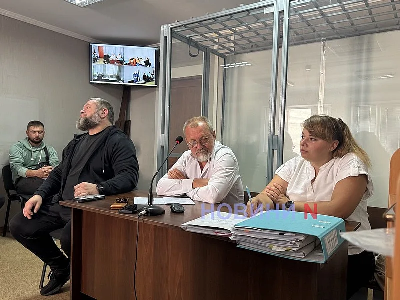 Прокурор попросил повторно исследовать ножи по делу брата николаевского экс-депутата - суд не понял зачем