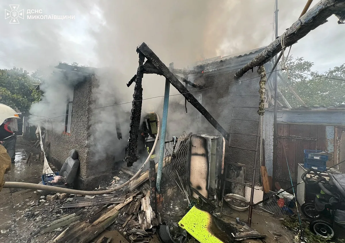 На Николаевщине за сутки ликвидировали четыре пожара, один из них из-за обстрела