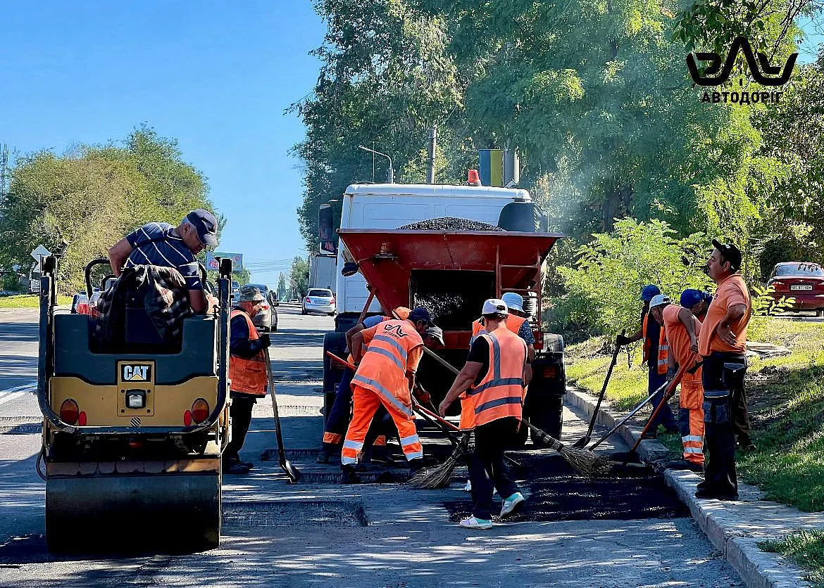 Безопасный проезд по магистралям Николаева: где завершили ремонт дорог, а где снизить скорость