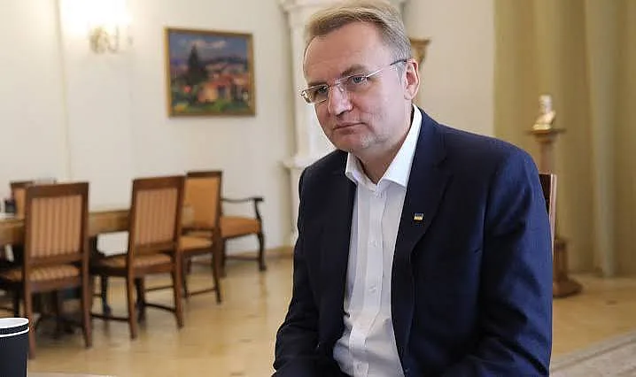 В служебном автомобиле мэра Львова нашли прослушивающее устройство