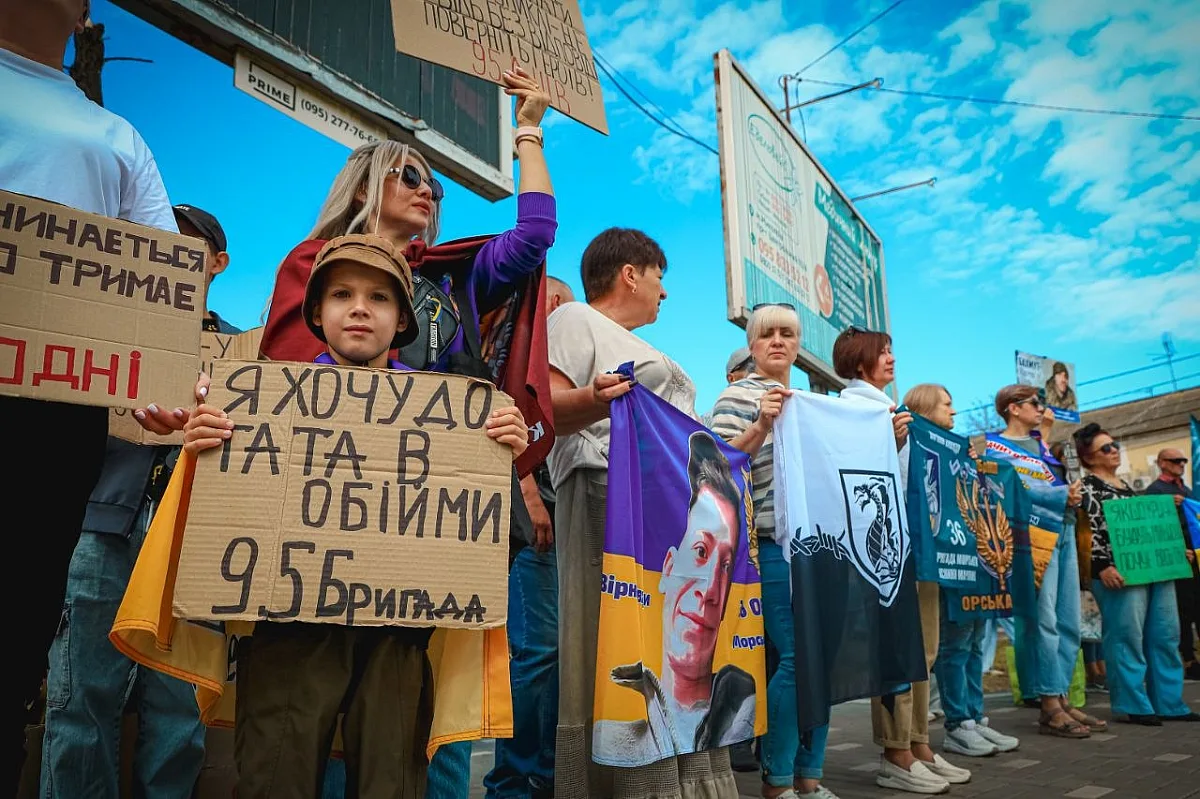 В Николаеве прошла акция в поддержку военнопленных и пропавших без вести