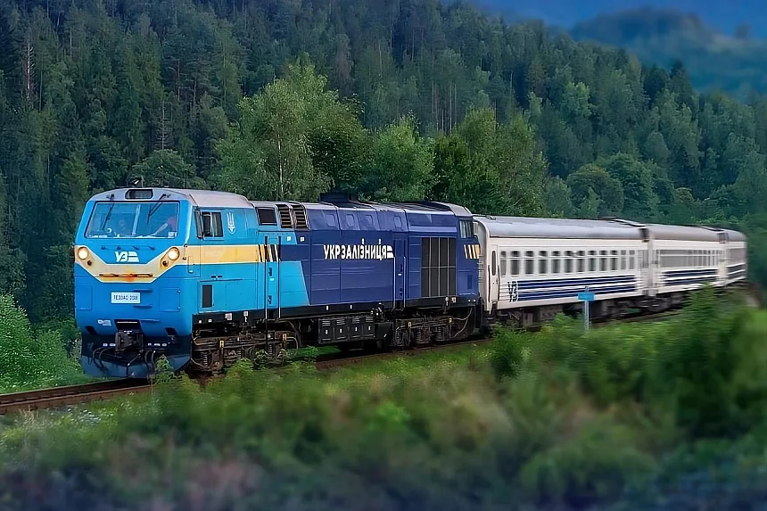 Укрзалізниця получит $100 млн на закупку подержанных локомотивов