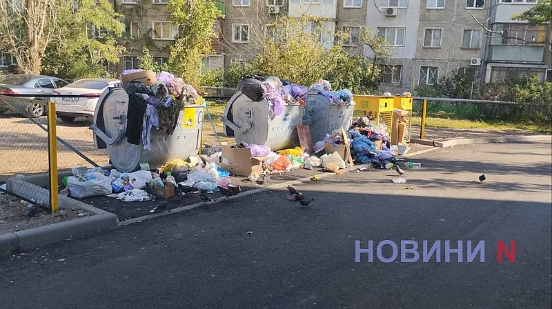 «Мусор уже вываливается»: жители Николаева пожаловались на работу Николаевкоммунтранса