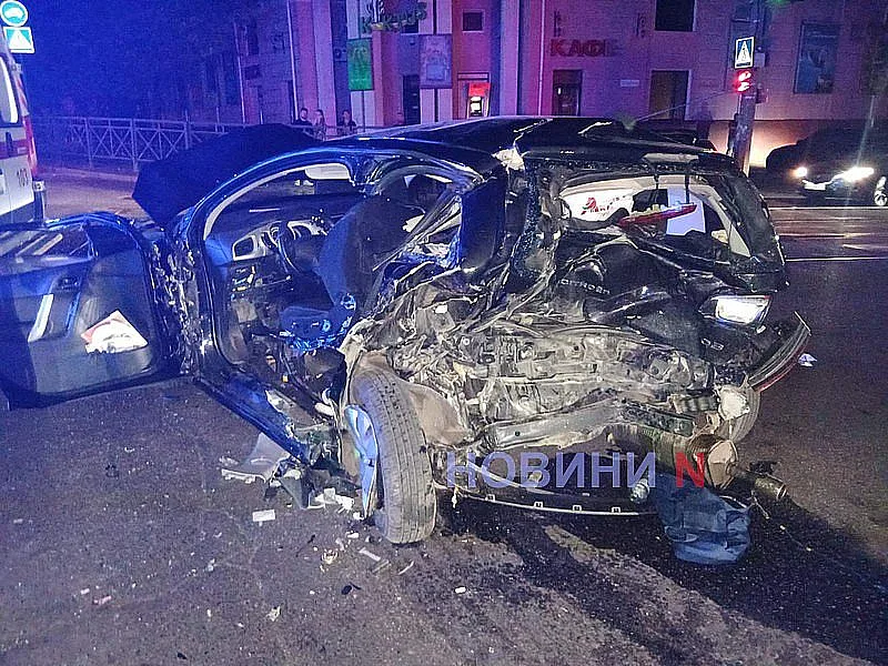 Смертельное ДТП в центре Николаева: водителя будут судить за гибель женщины и ее 17-летней дочери