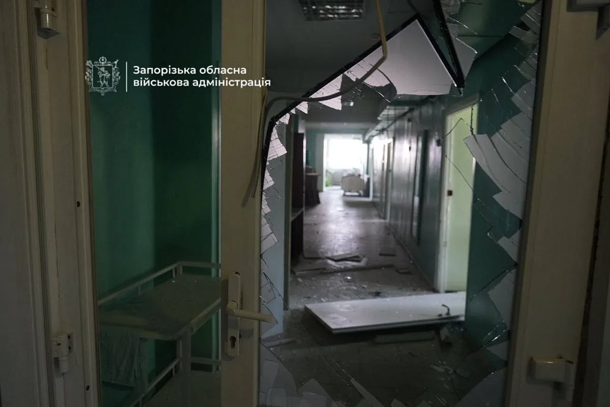 Утром россияне атаковали больницы в областном центре: есть пострадавший (фото)