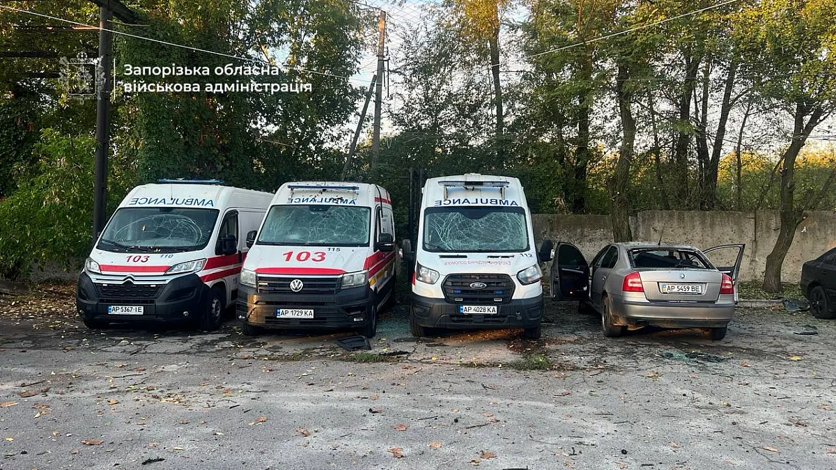 Утром россияне атаковали больницы в областном центре: есть пострадавший (фото)