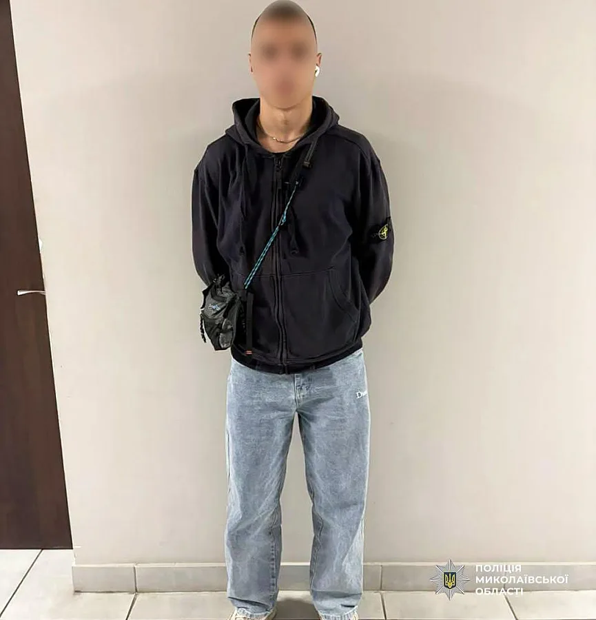Камеры «Безопасного города» помогли найти напавшего с ножом на мужчину в центре Николаева