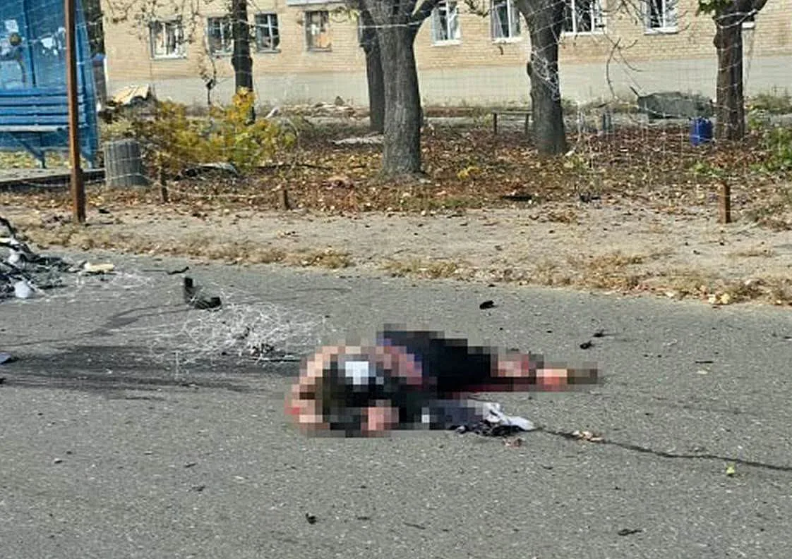 Окупанти атакували рейсові автобуси у Краматорську: 12 людей загинули, багато поранених (ФОТО 18+)