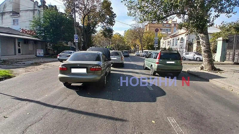 Lanos «догнал» Volkswagen в центре Николаева